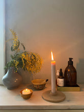 Afbeelding in Gallery-weergave laden, terracotta kandelaar