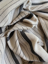 Afbeelding in Gallery-weergave laden, Katoenen XL peshtemal - last two of this stock!
