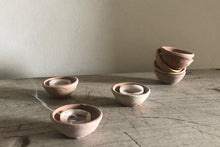 Afbeelding in Gallery-weergave laden, mini terracotta schaaltje
